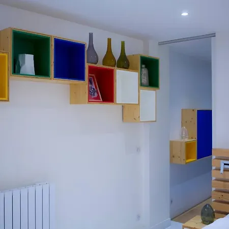Apartment Sejour, Appartement Idealement Place - 2P Paris